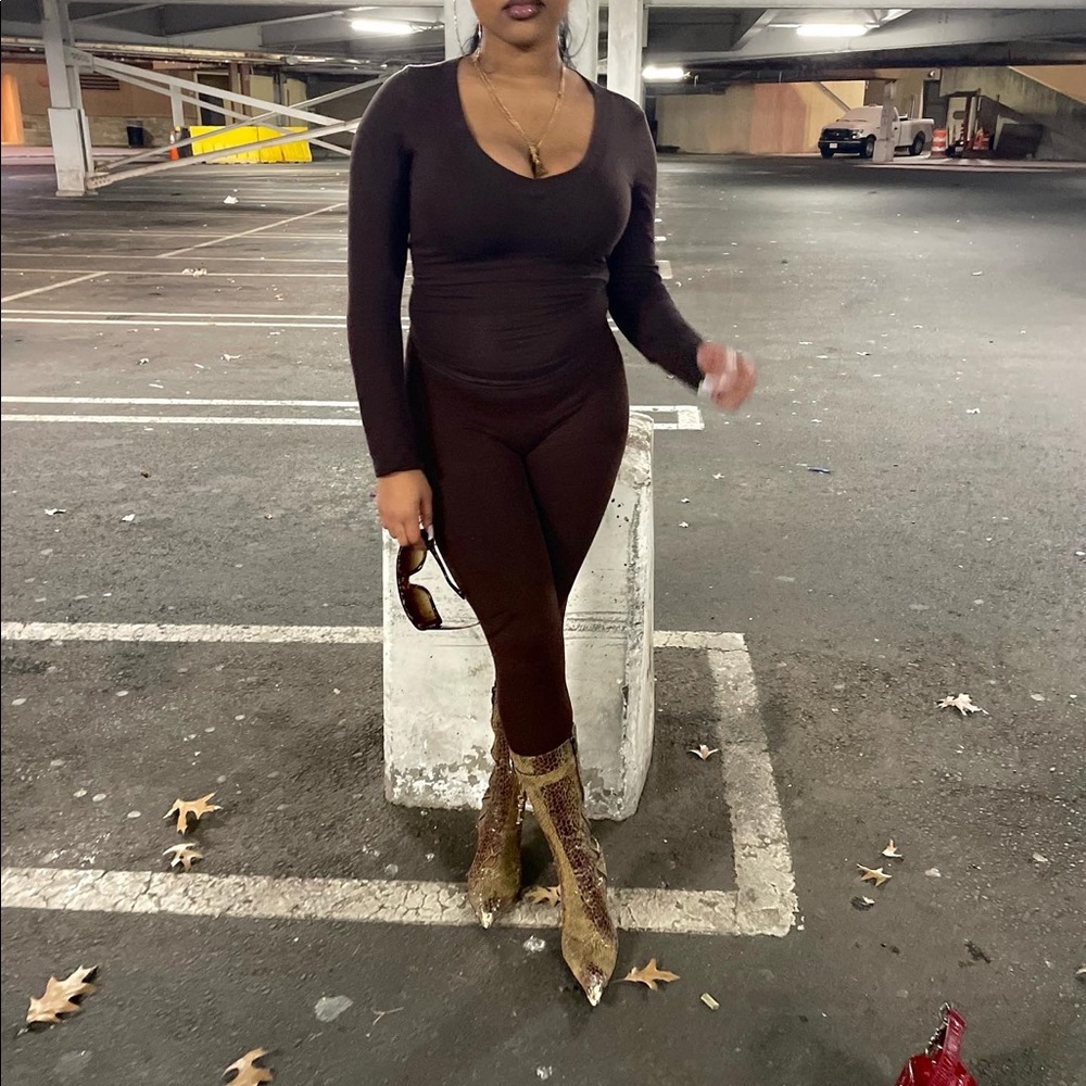 Brown leggings